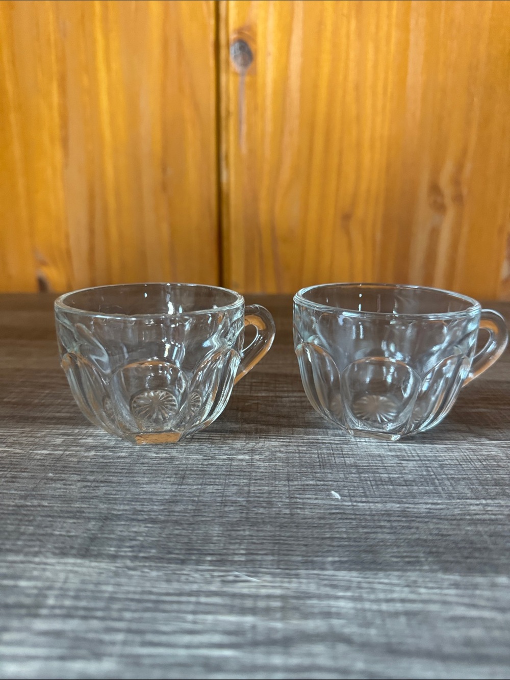Clear Glass Teacup Set - Elegant Pressed Glass Design (Clear)
